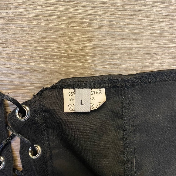 Corset top - Picture 3 of 3